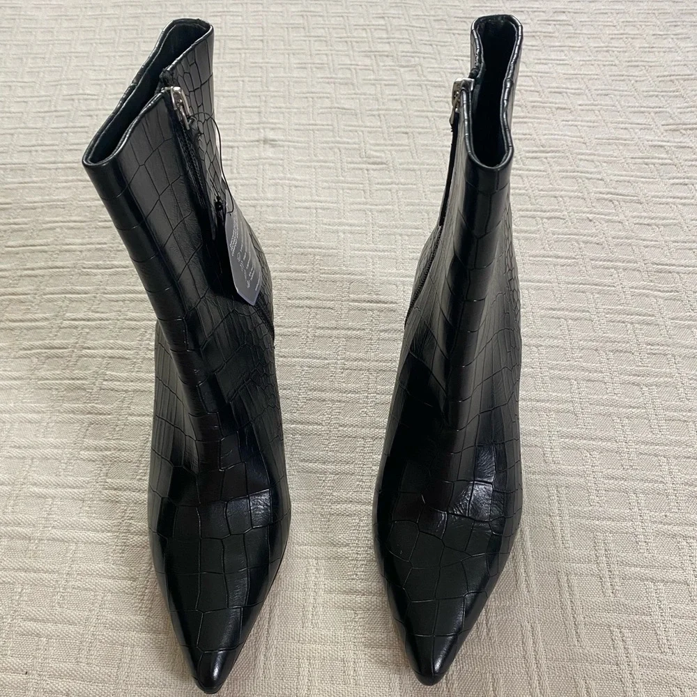 Anthony Veer black leather booties. - Picture 3 of 12